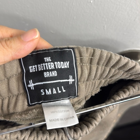 The Get Better Today Brand Better Fleece Sweat Shorts Size S ~ Brown Pockets - Picture 5 of 6